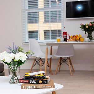 Soho Suites By Indigo Flats